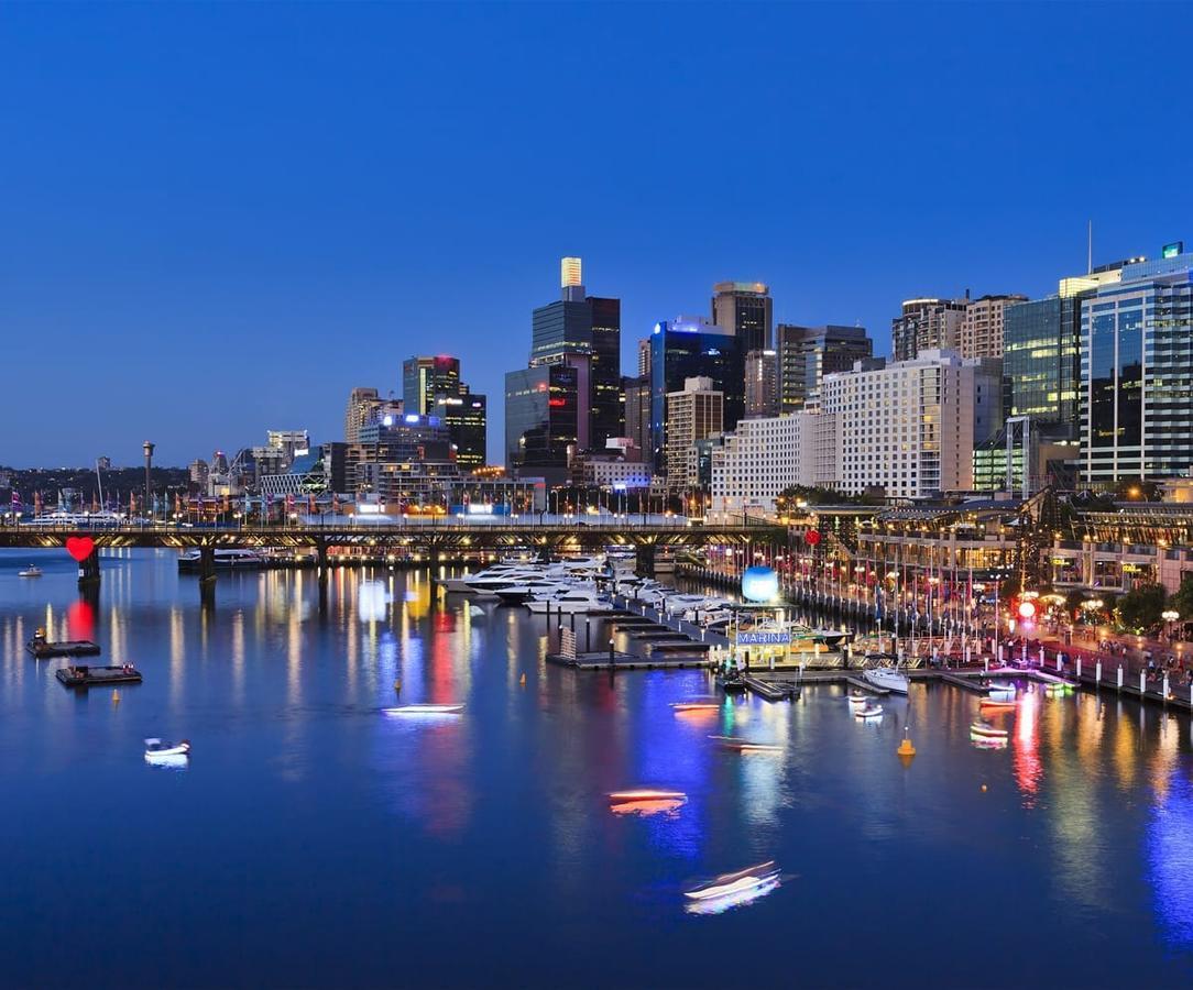 Grand Royale Darling Harbour Hotel Sydney Exterior photo